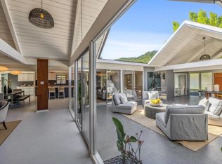 1 Mount Hood Ct, San Rafael, CA 94903