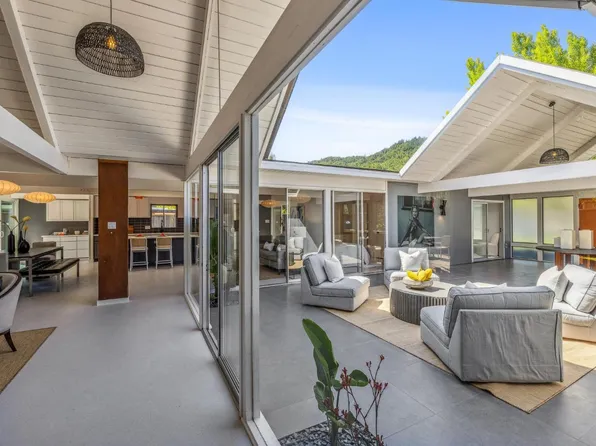 1 Mount Hood Court, San Rafael, CA 94903