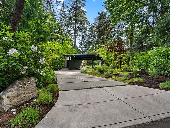 3rd image of 5330 SW Westdale Dr