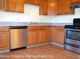 820 Moro St APT 03, Manhattan, KS 66502