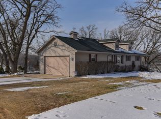 4485 Wells Rd, Mineral point, WI 53565
