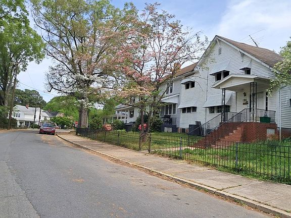 3rd image of 85 Maple St