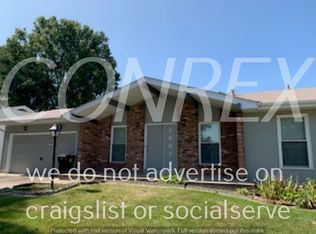 12877 Fox Haven Dr, Florissant, MO 63033
