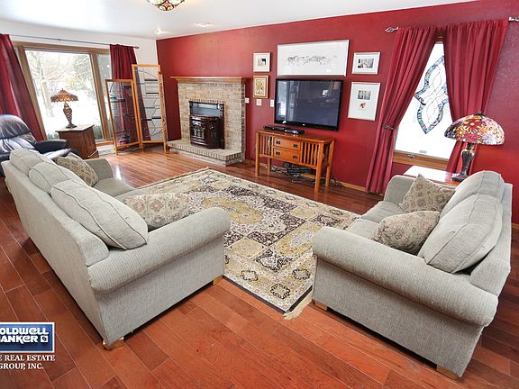 4th image of W2611 Aspen Ct