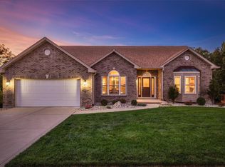 13381 E Ln, Saint Louis, MO 63128