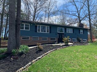 202 Shannon Rd, Hendersonville, NC 28791