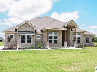 676 Dayspring Dr, Victoria, TX 77904