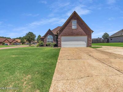 1382 Custer Dr E, Southaven, MS, 38671