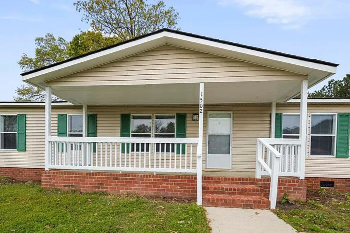 1502 Clan Campbell Dr — Photo 3