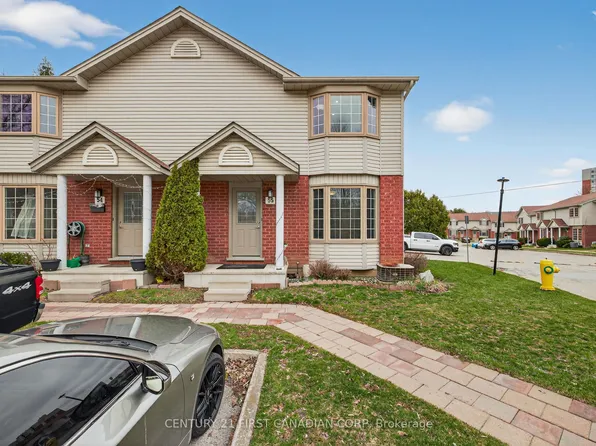 70 Chapman Ct #55, London, ON N6G 4Z4