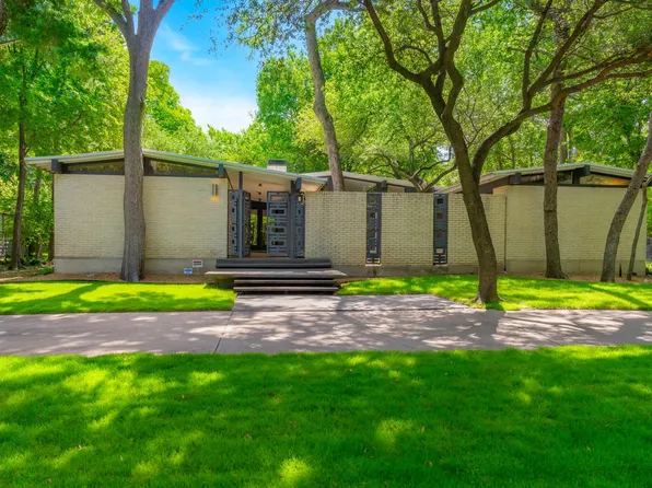 9014 Capri Dr, Dallas, TX 75238