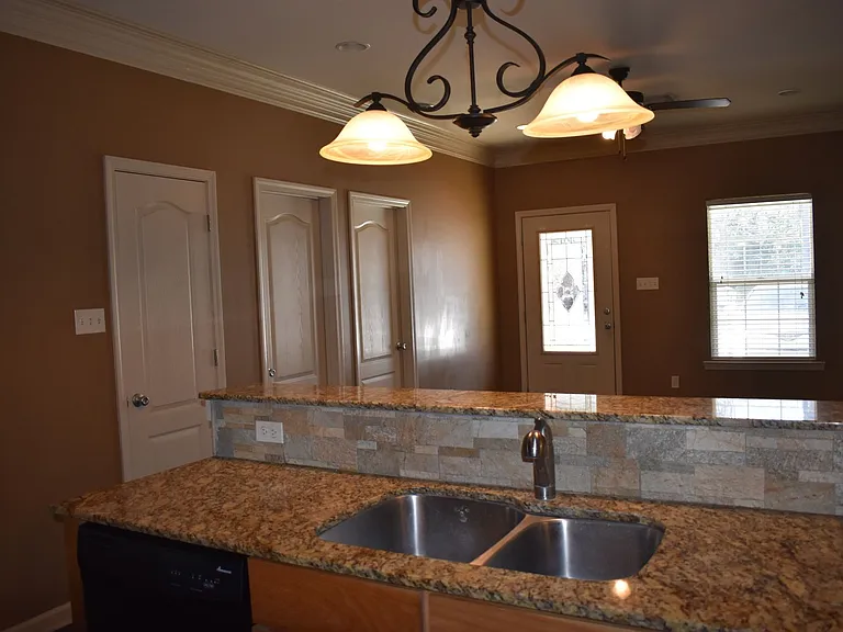 106 Padre Rd — Photo 8