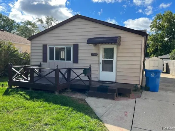 20313 Powers Ave, Dearborn Heights, MI 48125