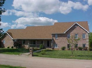 738 Saint Andrews St, Farmington, MO 63640