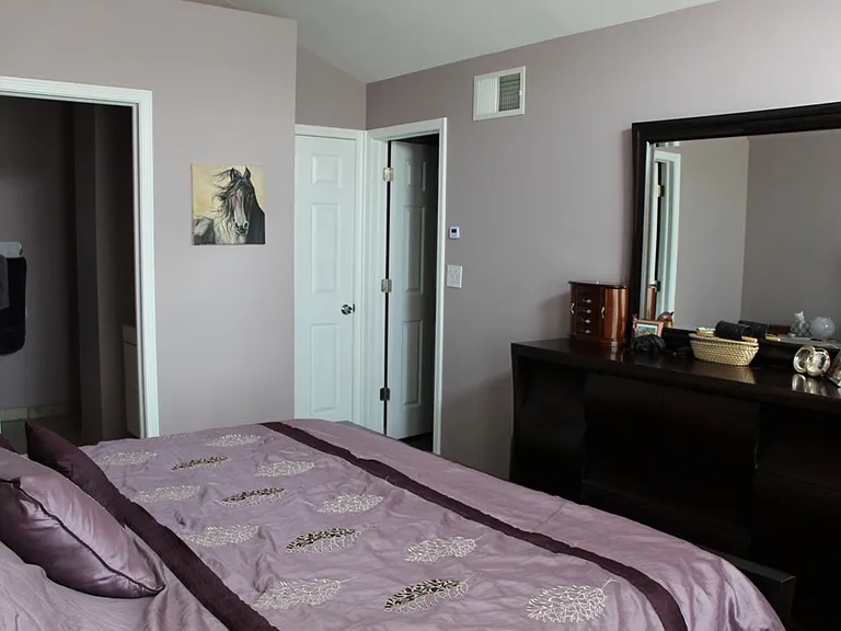 707 Kingsbridge Dr — Photo 9