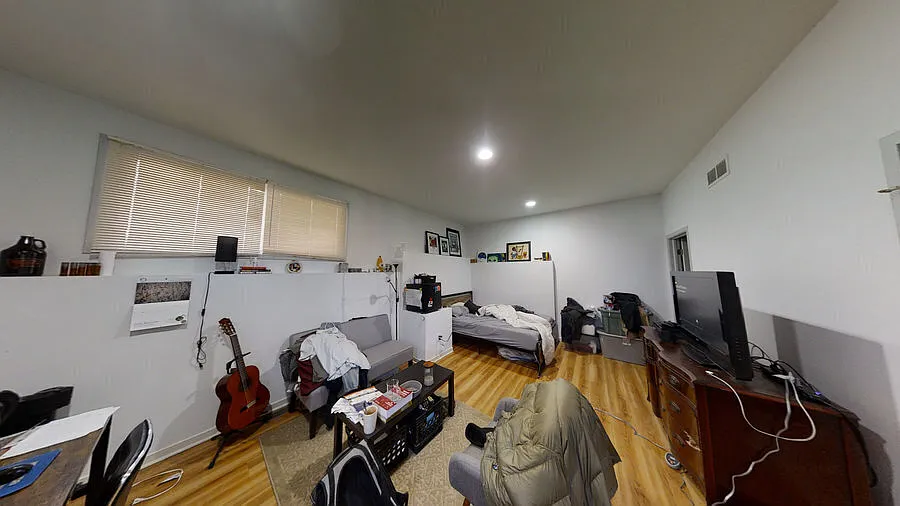 1 bed, $1,300 — Photo 3