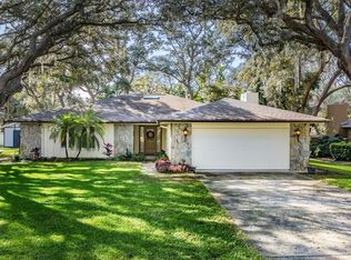1707 Avoca Dr, Tarpon Springs, FL 34689