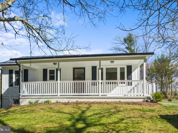 5060 Alum Springs Rd, Edinburg, VA 22824