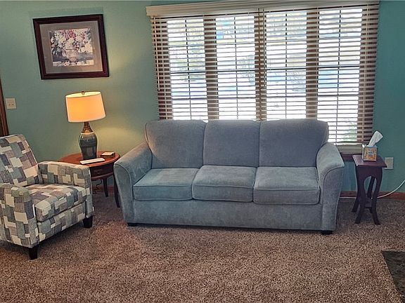 3rd image of 4122 E Normandy Park Dr