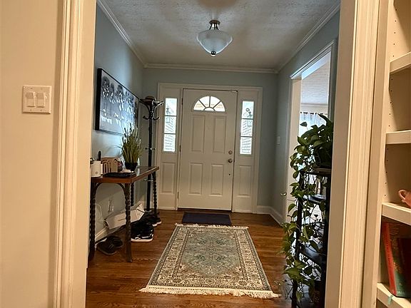 4th image of 1030 Hidden Springs Dr