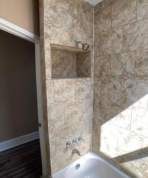 207 E Cambria St — Photo 40