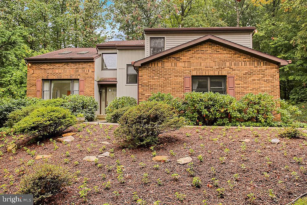 17 Highland Dr photo 1