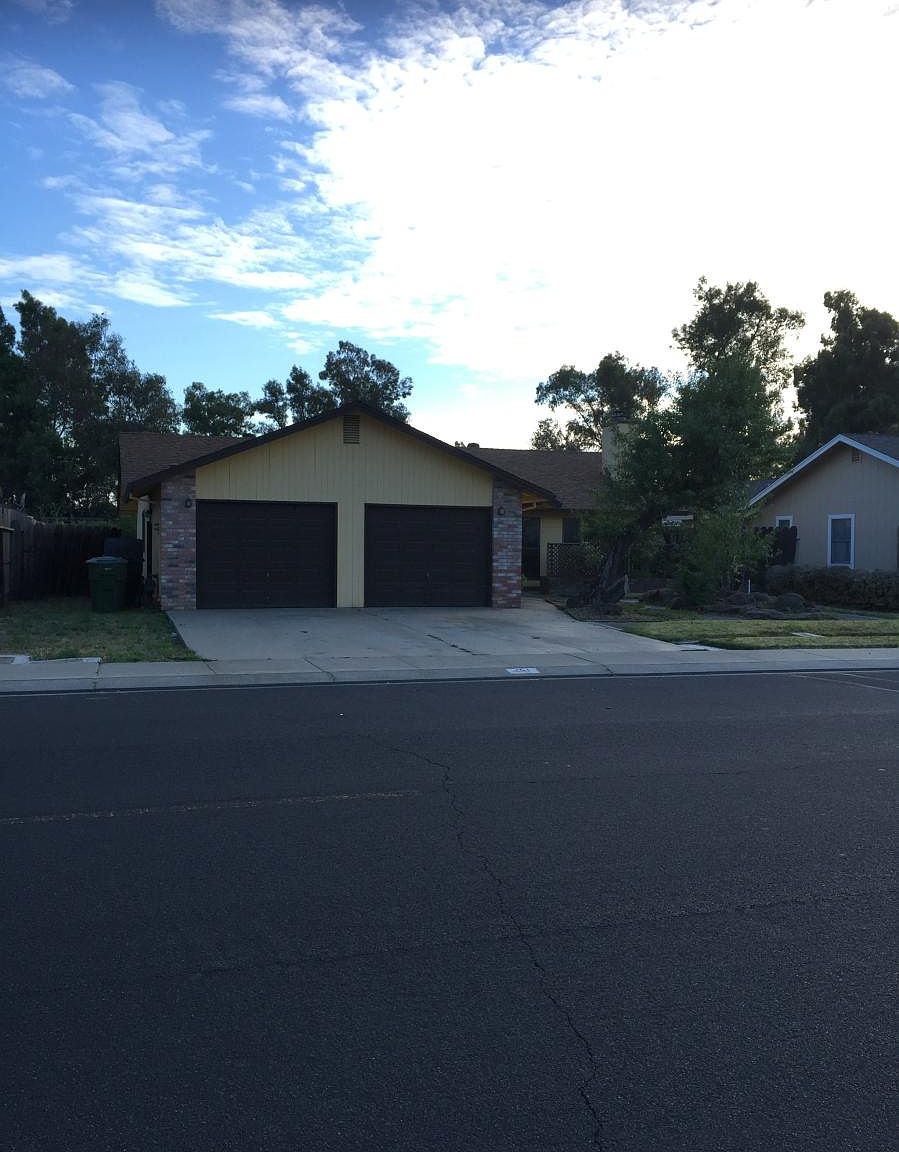 251 Oak Ave, Ripon, CA 95366 Zillow
