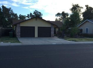 251 Oak Ave, Ripon, CA 95366