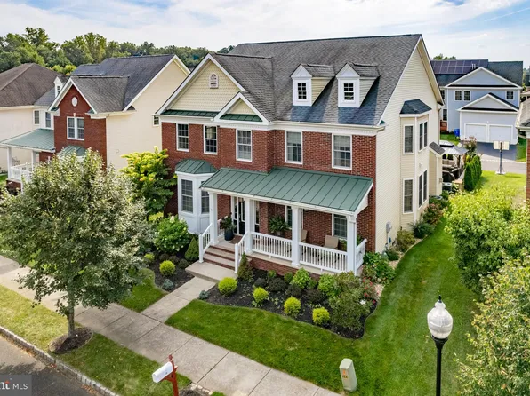 7 Glock Farm Way, Chesterfield, NJ 08515