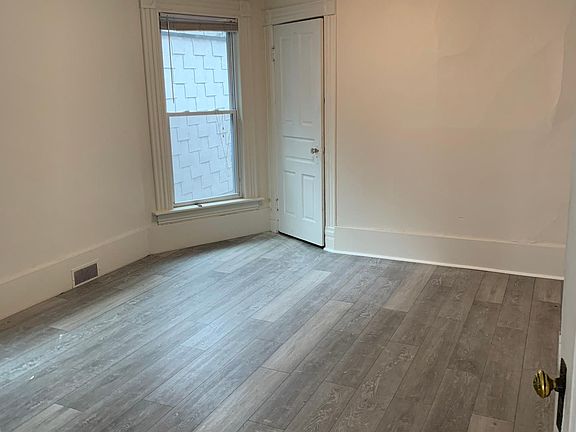 2nd image of 628 Breckenridge St APT 3