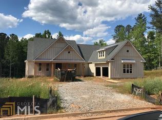 415 Discovery Lake Dr, Fayetteville, GA 30215
