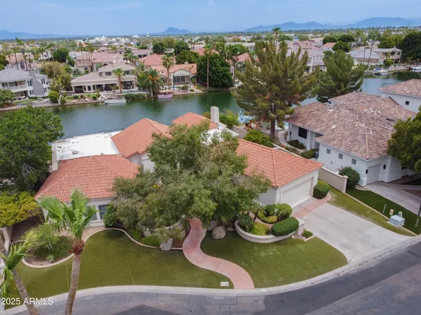 1406 E CORAL COVE Drive, Gilbert, AZ 85234