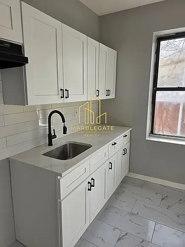 296 Renner Ave Photo 1