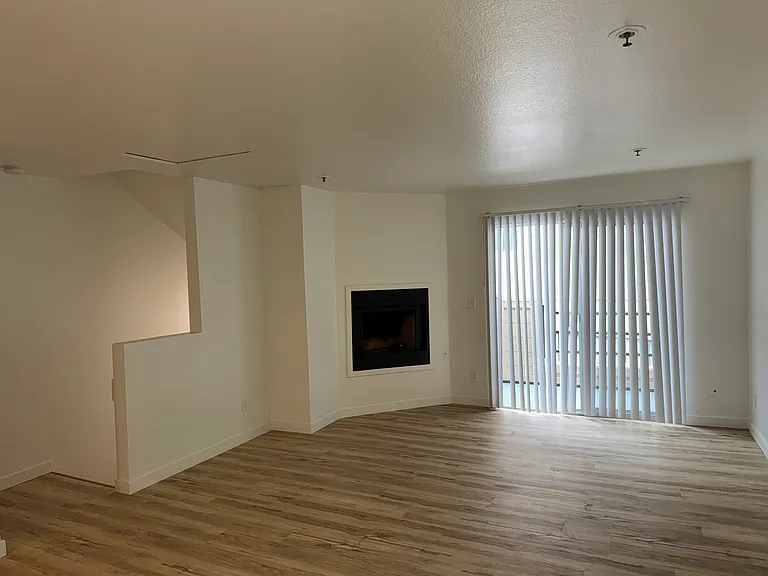 French Park Apartments — Photo 27