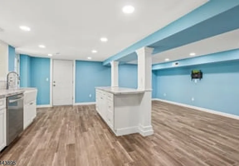 50 Lincoln Pl — Photo 24