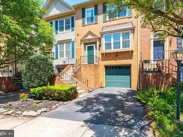 44054 Gala Cir, Ashburn, VA 20147