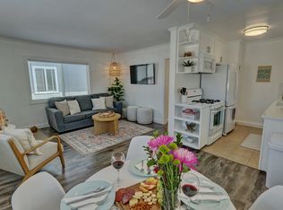 124 39th St APT B, Newport Beach, CA 92663