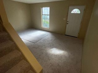 7047 Paxton Rd, Youngstown, OH 44512