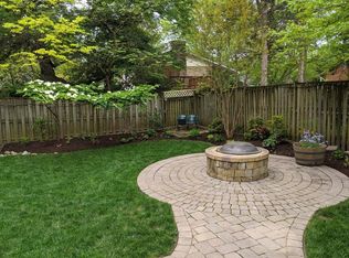 2505 Duxbury Pl, Alexandria, VA 22308