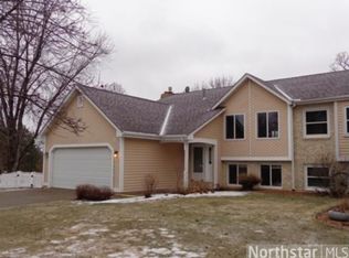 12210 Grouse St NW, Coon Rapids, MN 55448
