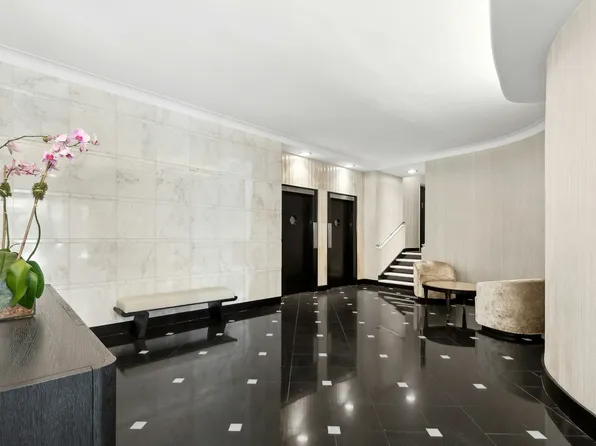 215 East 79th Street image 14 of 15