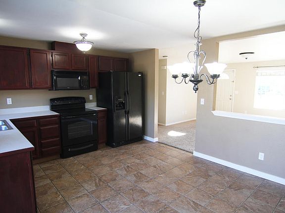 5th image of 1715 Lincoln Park Cir