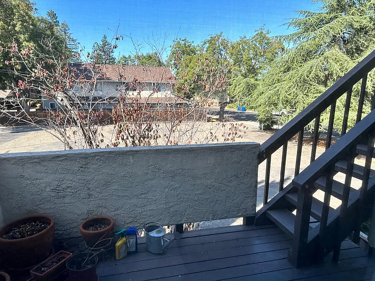 119 Dot Ave — Photo 1