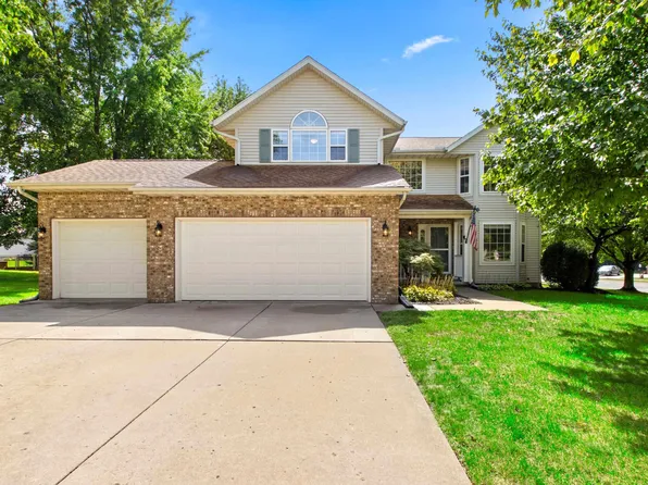 2418 W Chase Dr, Dunlap, IL 61525