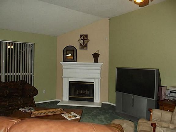 5th image of 1309 High Crest Dr