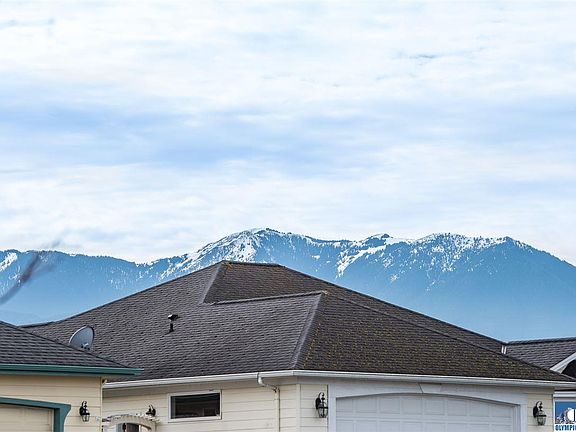 4th image of 634 Summer Breeze Ln