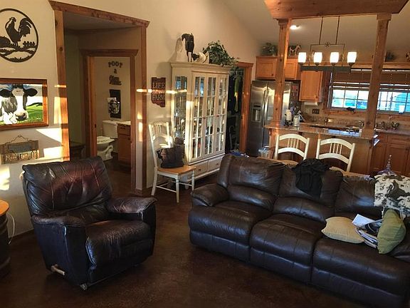 3rd image of 6305 County Road 3409