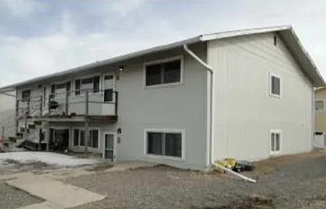 3rd image of 2058 Harrison St #B