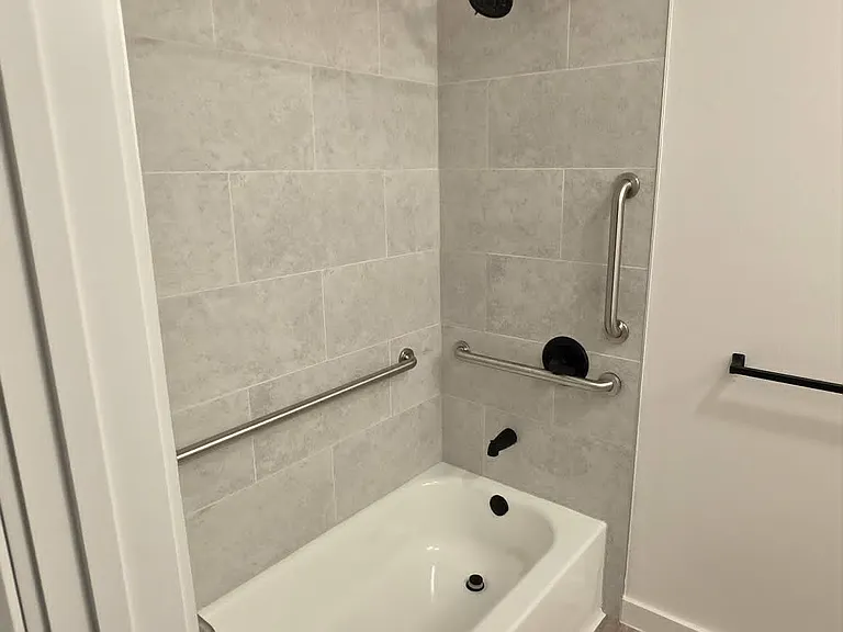 Memorial Apartments — Photo 30