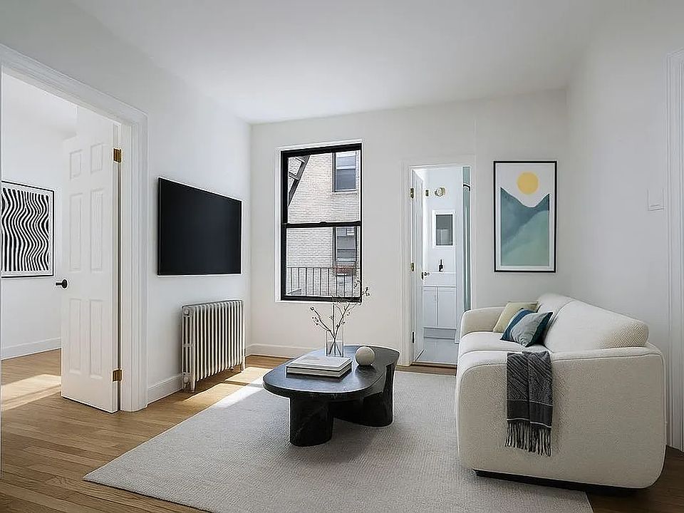1st image of 152 Sherman Ave #18